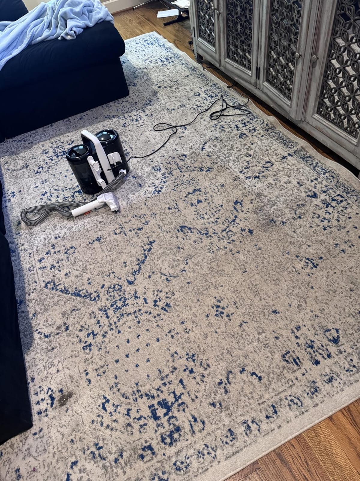 Ailltopd Portable Spot Cleaner, Handheld Carpet Extractor for Pet, Car, with Carpet Cleaner Solution customer photo 2