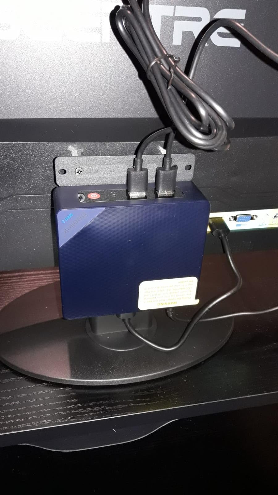 Me Pro, Mini PC NAS, Intel N150 CPU, 16GB LPDDR5, 1TB SSD, 3*M.2 PCIe3.0 SSD Slots + 2*HDD Bays (MAX 72TB), 5G + 2.5G Dual LAN/WiFi6/BT5.4, 4K Media Library, Private Cloud, Soft Router customer photo 1
