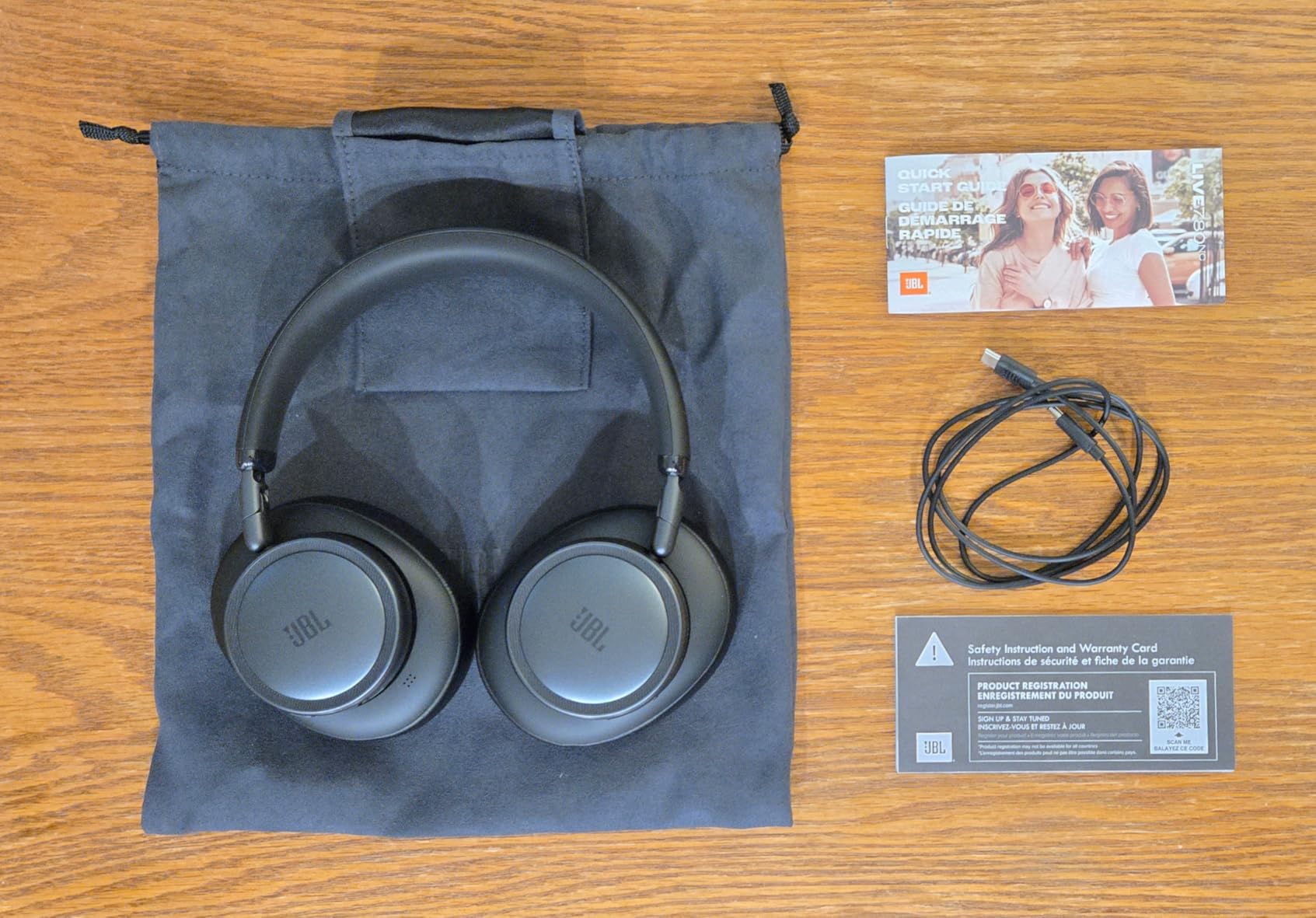 JBL Live 780NC - Wireless Over-Ear Noise Cancelling Headphones with JBL Signature Sound, Hi-Res Audio, True Adaptive Noise Cancelling 2.0, Up to 80 hours (Black) customer photo 2