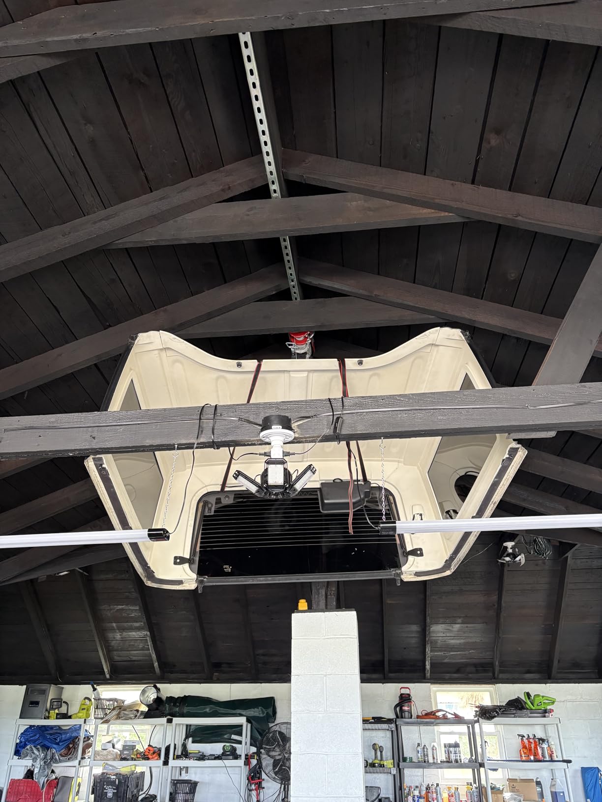 VEVOR 2-Speed Electric Chain Hoist 2200 lbs, 20ft Lifting Height, 120V 60Hz Single Phase Overhead Crane with 15 ft Wired Remote Control, G100 Chain Electric Lift Hoist for Factory, Warehouse, Garage customer photo 1