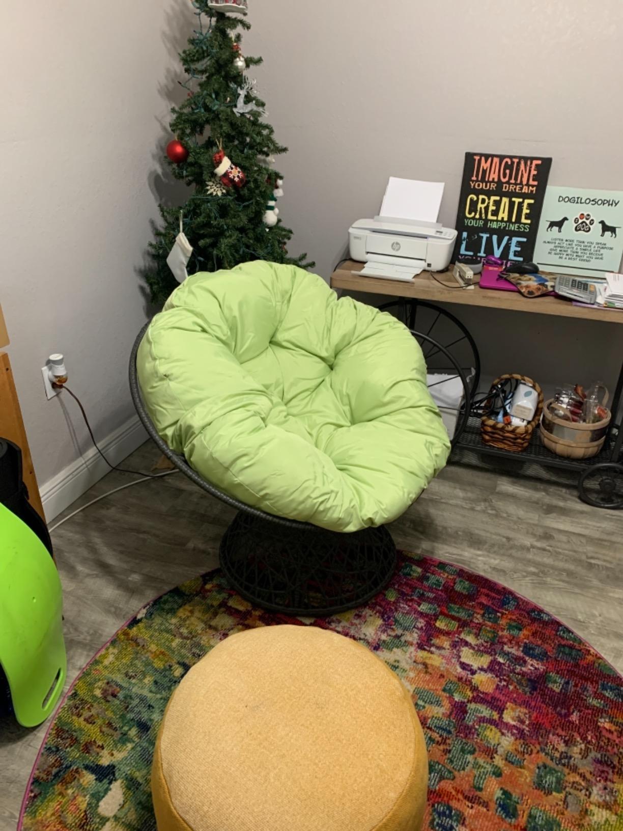 Giantex Wicker Papasan Chair with Soft Thick Cushion and High Capacity Metal Frame, 360° Swivel Ergonomic Lounge Reading Chair for Living Room, Bedroom, Patio, Indoor Outdoor Use (Grey) customer photo 2