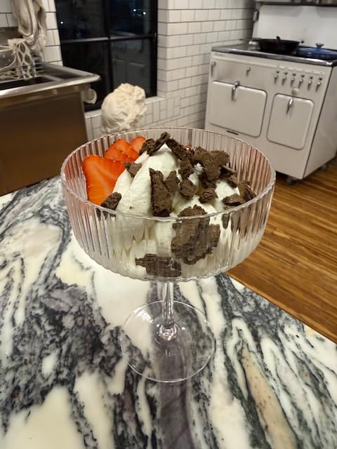Dash Soft Serve Ice Cream Maker, 1-Pint Freezer Bowl, Cream | Countertop Machine for Gelato, Frozen Yogurt, Sorbet & Froyo; Churns Homemade Dairy-Free Treats & Fruit Whips customer photo 2
