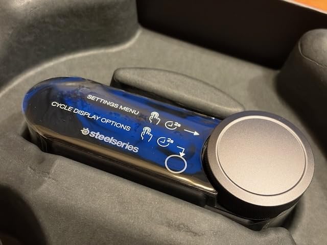 SteelSeries Arctis Nova Pro Omni - Hi-Res Wireless Gaming Headset, 96kHz/24bit, ANC, ClearCast Pro Mic, AI Noise Rejection, Mobile App, Mix 2.4GHz + BT, OmniPlay PC+PlayStation+Xbox - Midnight Blue customer photo 1