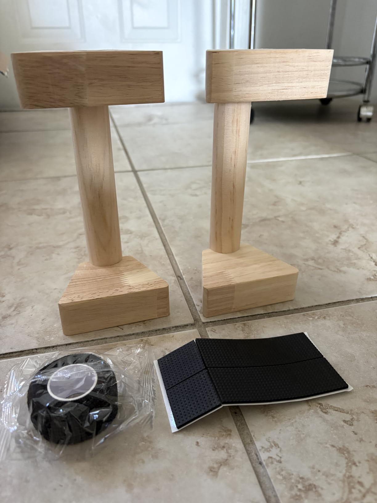 Push Up Bars, Wooden Parallettes Bars 2PCS, Calisthenics Equipment with Non-Slip Base, Perfect Pushup & Calisthenics Bar, Push Up Handles for Floor, and Pushup Handles for Men customer photo 1