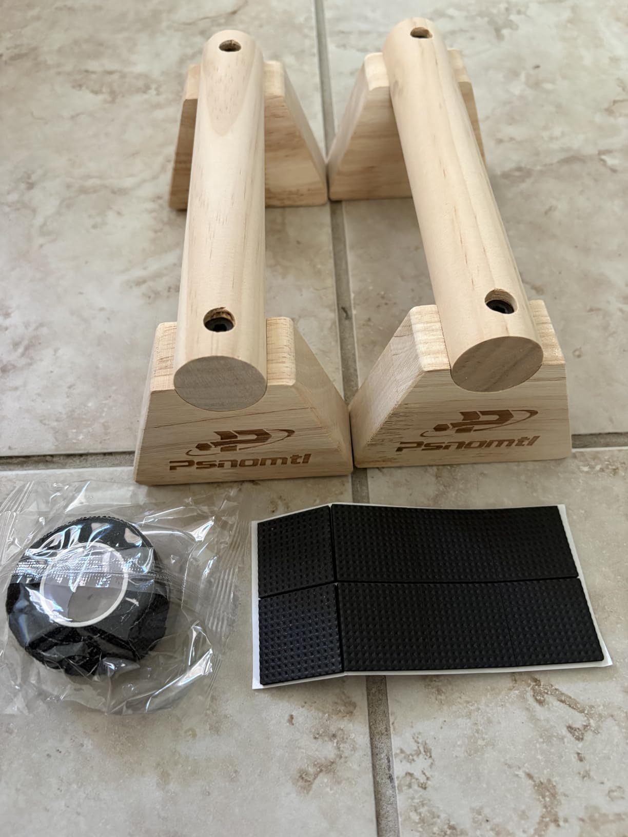 Push Up Bars, Wooden Parallettes Bars 2PCS, Calisthenics Equipment with Non-Slip Base, Perfect Pushup & Calisthenics Bar, Push Up Handles for Floor, and Pushup Handles for Men customer photo 2
