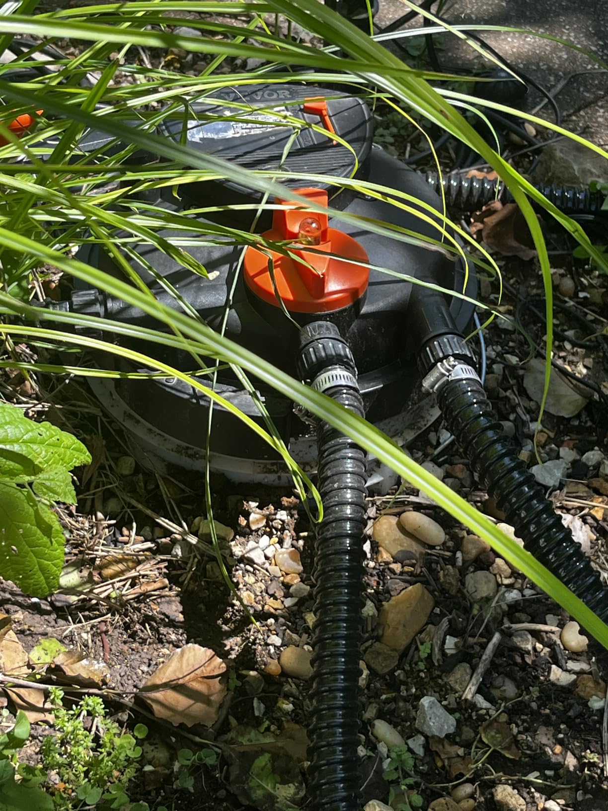 Three Seconds 1840GPH Bio Pressure Pond Filter with 13W Cleaning Light for Various Ponds, Koi Pond Filter for Outdoor Ponds, 16.4ft Power Cord, Buryable Housing, Pressurized Biological System customer photo 1