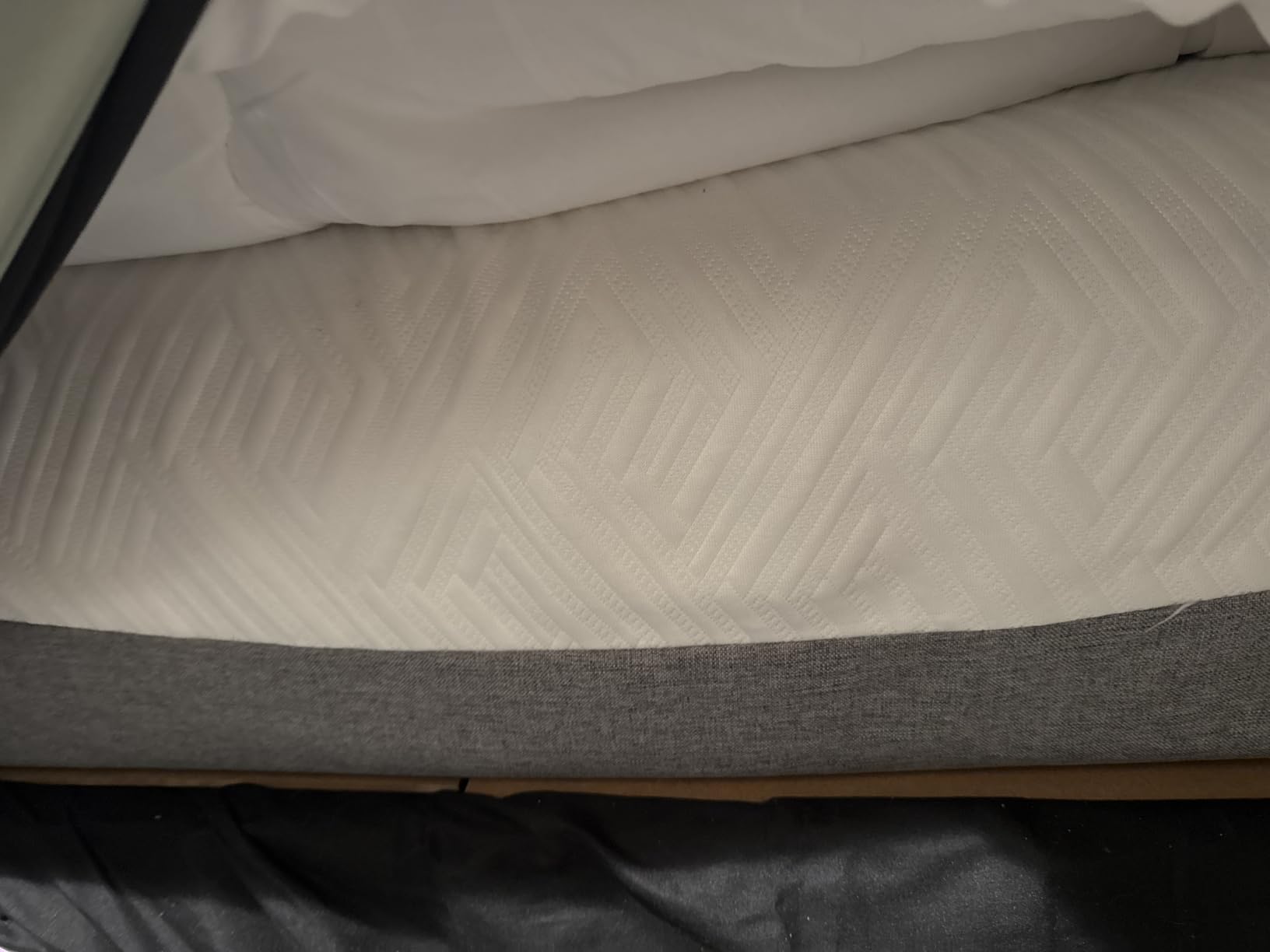 Novilla Bliss Green Tea Mattress Queen Size, 12 Inch Gel Memory Foam | Queen Mattress in a Box for Hot Sleeper with Nylon Cover, Cool Comfort & Back Pain Relief & Motion Isolating, Certified Foams customer photo 2