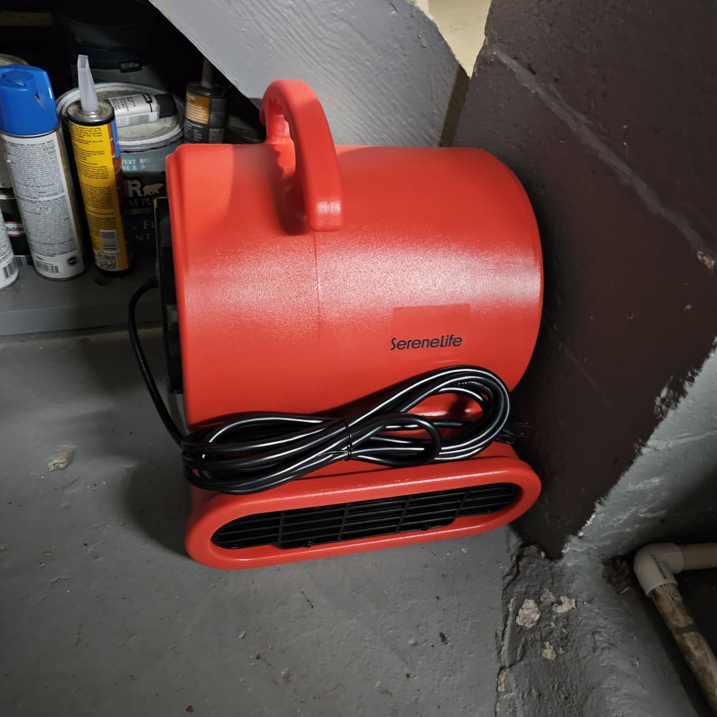 SereneLife Air Mover Blower Fan 2500 CFM - Powerful High Performance 3-Speed Fan for Floor & Carpet Drying, Portable Floor Fan w/Adjustable Tilt, Plug Multiple Units for Home Garage & Restoration Use customer photo 1