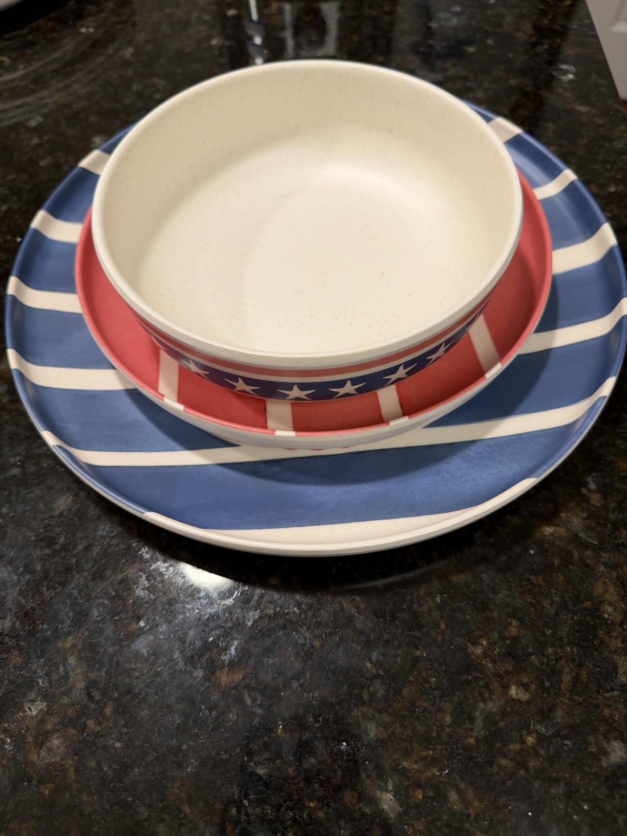 Oneida 24 Seven Wharfside Melamine 24-Piece Dinnerware Set, Service for 8 customer photo 2
