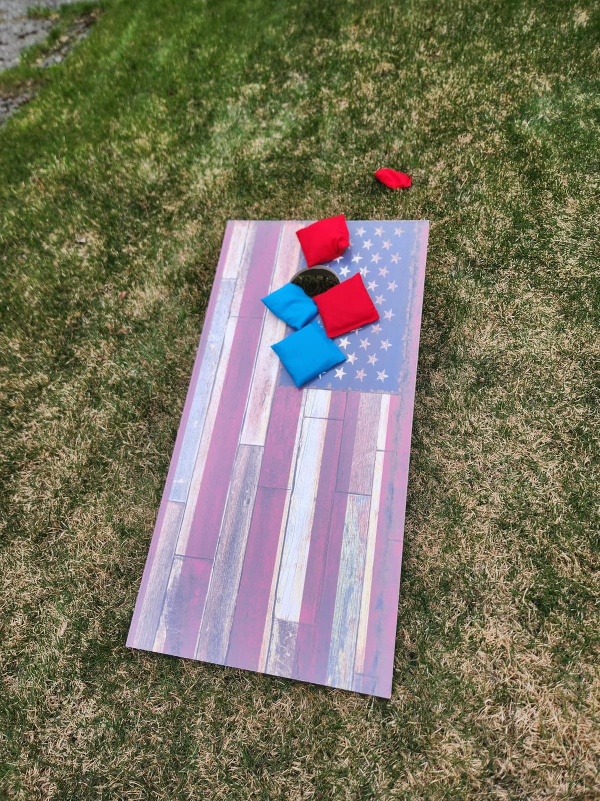 Sportdo 4x2 ft Solid Wood Cornhole Set with 8 Bean Bags, Regulation Size Cornhole Board Set for Adults, Cornhole Game Set for Tailgate Backyard Toss Games Indoor&Outdoor Activities customer photo 2