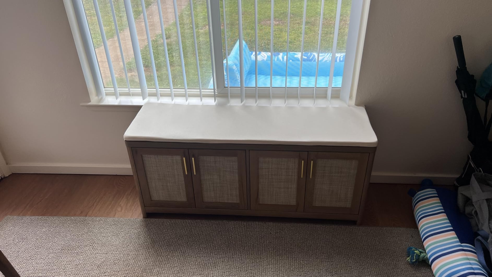 VASAGLE ELLAN Collection - Boho Shoe Bench with Cushion, Entryway Storage Bench with 4 Rattan-Look Cabinet Doors, Rounded Corners, Adjustable Shelf, for Bedroom Under Window, Natural Brown ULSB502KC01 customer photo 2