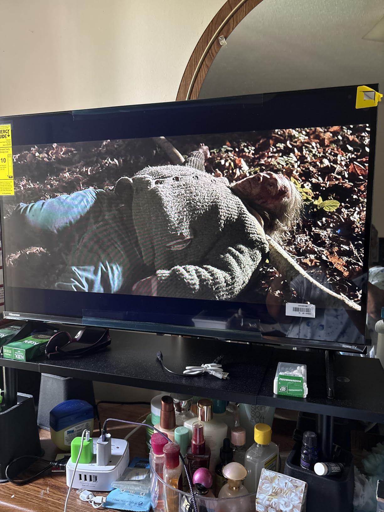 40-Inch Class QD4SR Series Hi-QLED FHD Smart Roku TV (40QD4SR, 2026 Model) - Hi-QLED Color, Dolby Audio, Compatible with Alexa, Full Array LED, Slim Bezel Design customer photo 1