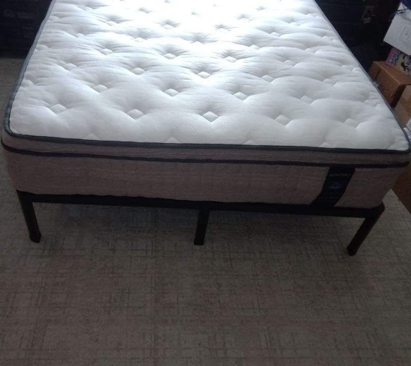 BedStory 12 inch Queen Firm Mattress - Pain-Relieving Hybrid Mattress for Extra Lumbar & Hip Support - 365-Night Trial No Sagging Bed in a Box - No Odor, Fiberglass-Free, CertiPUR-US Certified customer photo 2