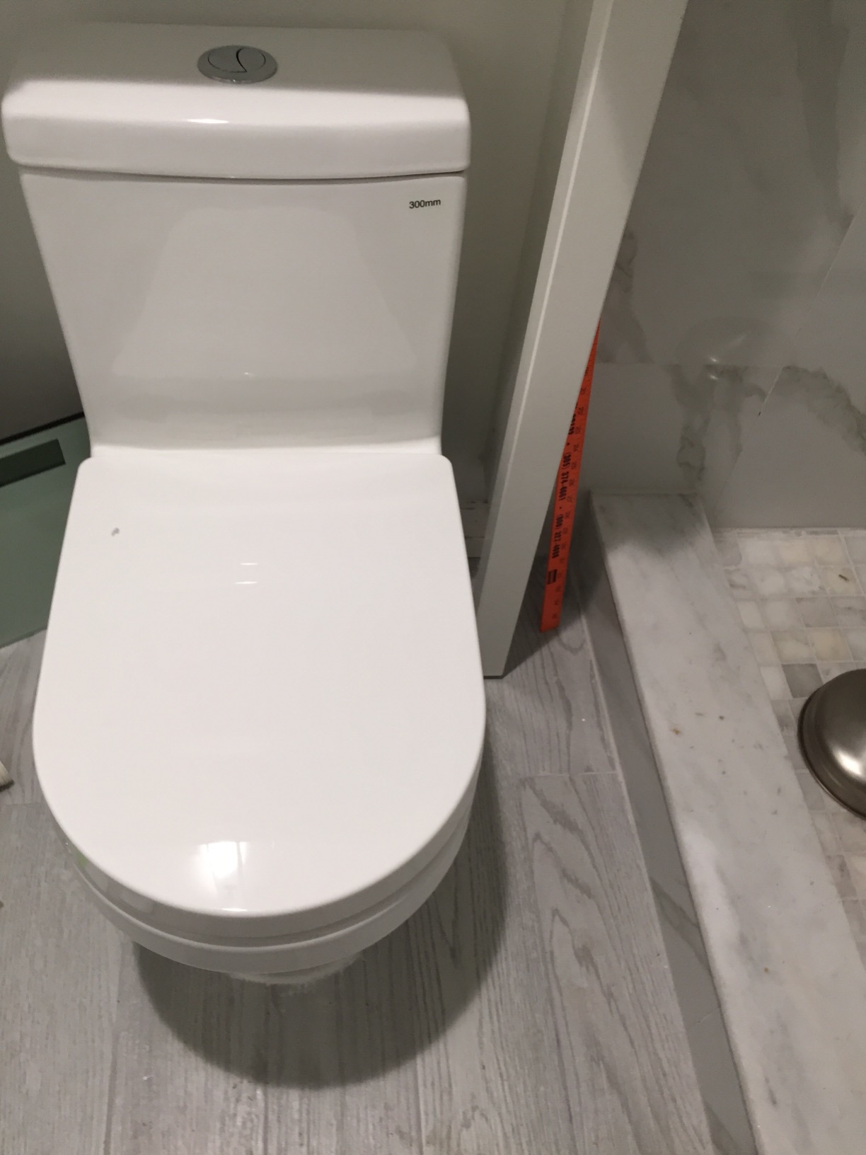 DeerValley Compact One Piece Toilet Standard Seat Height for Small Bathroom Dual Flush 1.1/1.6 GPF Powerful and Quiet 12'' Rough-In Skirted Toilet customer photo 1