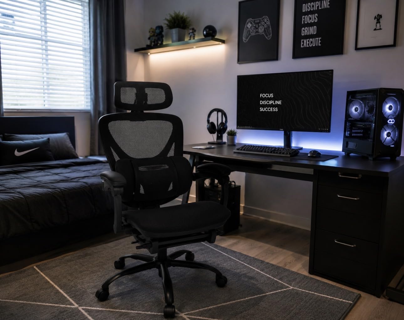 MALOL Ergonomic Mesh Office Chair with Footrest, Executive High Back Computer Desk Chair with 3D Adjustable Headrest & 5-Level Lumbar Support, Reclining Tilt Lock, 3D Arms, 300LBS Capacity, Black customer photo 1