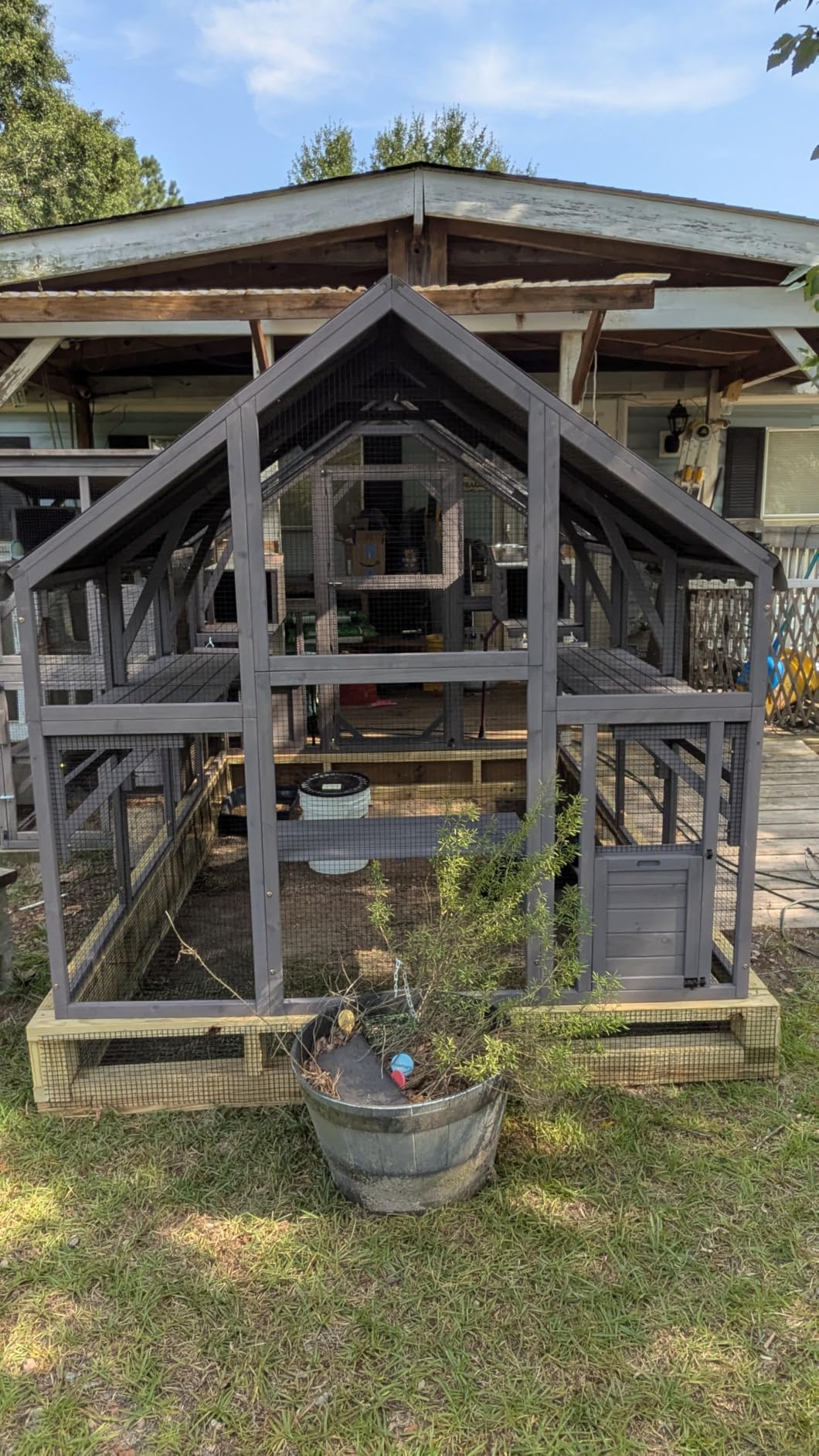 Aivituvin Window Catio Outdoor Cat Enclosure Super Large Walk in Cat House with 6 Platforms and 2 Scratching Posts for Cats,104