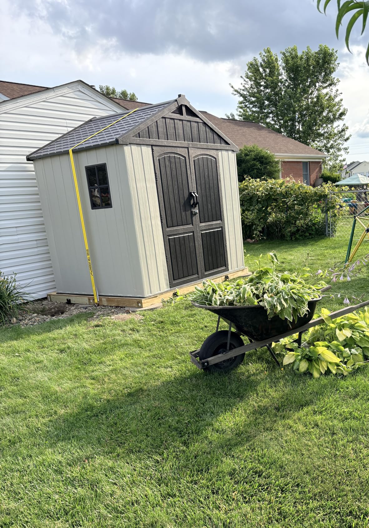 Patiowell 6 x 4 FT Resin Outdoor Storage Shed with Floor, Plastic Outside Sheds with Window, Garden Tool Shed with Lockable Door for Patio Storage, Backyard, Light Gray customer photo 1