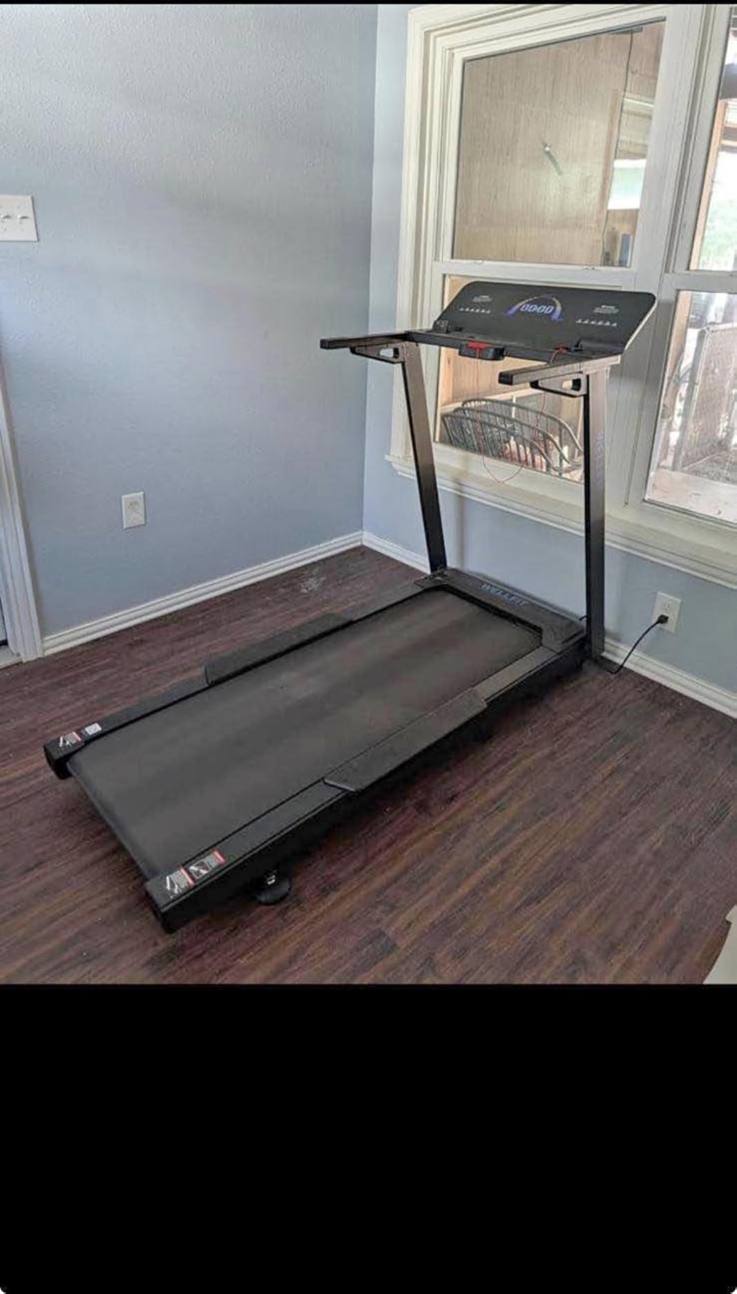 WELLFIT Treadmill with 15% Auto Incline, Foldable Heavy Duty Treadmill | 5.0HP, 10 MPH, 500 lbs Capacity, 20'' x 50'' Running Area Treadmills with Pulse Sensor, Bluetooth Player & Large LED Display customer photo 1