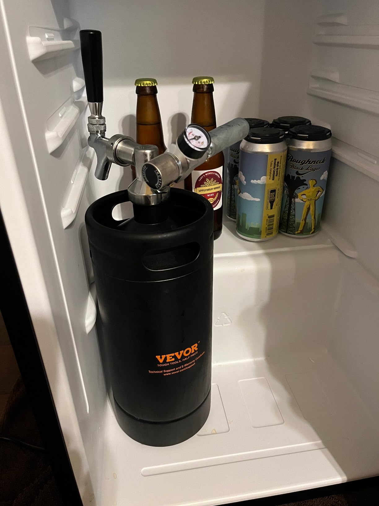 VEVOR Nitro Cold Brew Coffee Maker 68 oz Nitrogen Dispenser System, Home Brew Coffee Keg, Portable Nitrogen Infuser with Dispenser and Pressure Relieving Valve, Gift for Coffee Lovers customer photo 1