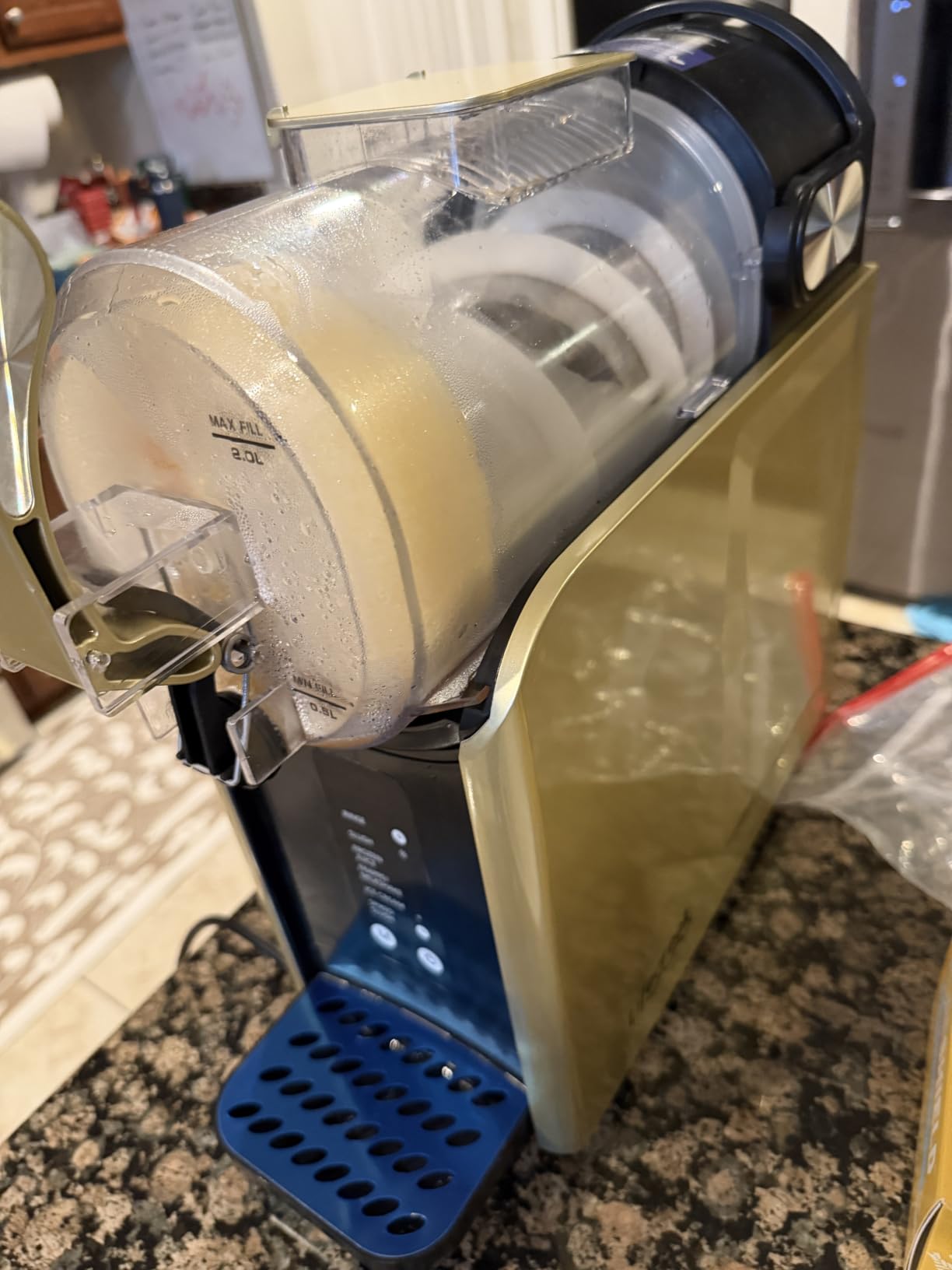 LIFECREEK 98oz Slushie Machine for Home, Quiet No-Ice Needed | Large 98oz capacity with 6 presets and self-cleaning for smoothies, frappes, margaritas, and family gatherings customer photo 2