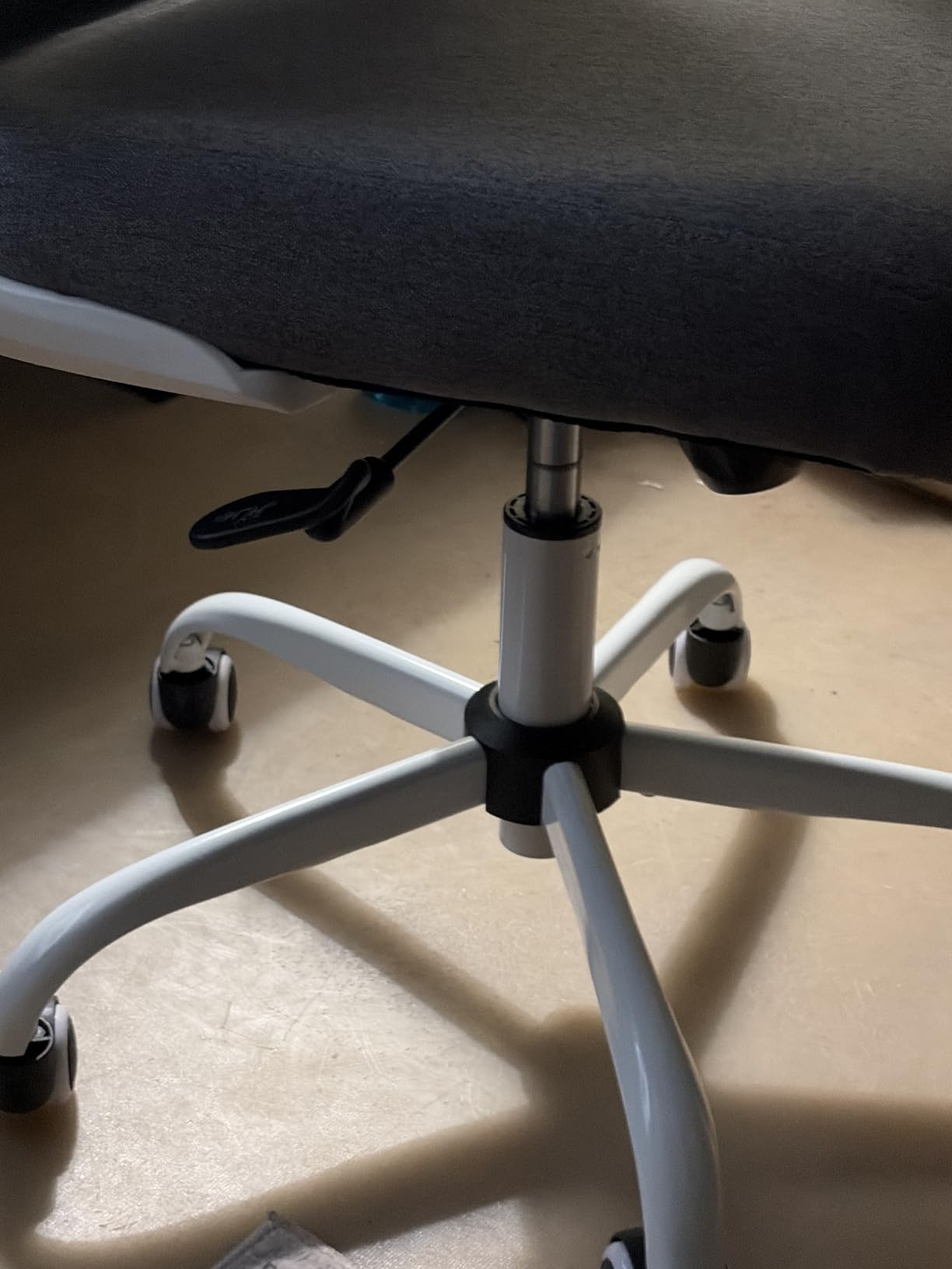 Ergonomic Office Chair for Long Hours, Padded Lumbar Support for Lower Back Relief, 330 lb Capacity, Comfortable Computer Desk Chair for Home Office, Computer & Study (Modern, Light Gray) customer photo 2