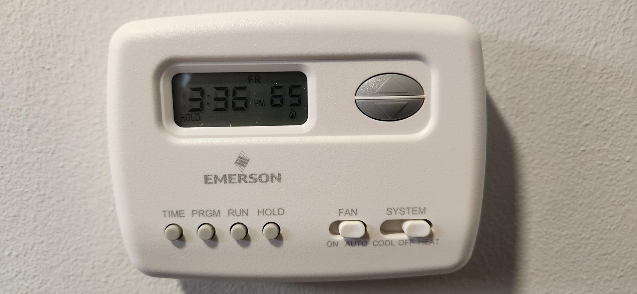 White-Rodgers 70 Series Classic, Programmable Thermostat, 1F78-151 customer photo 1