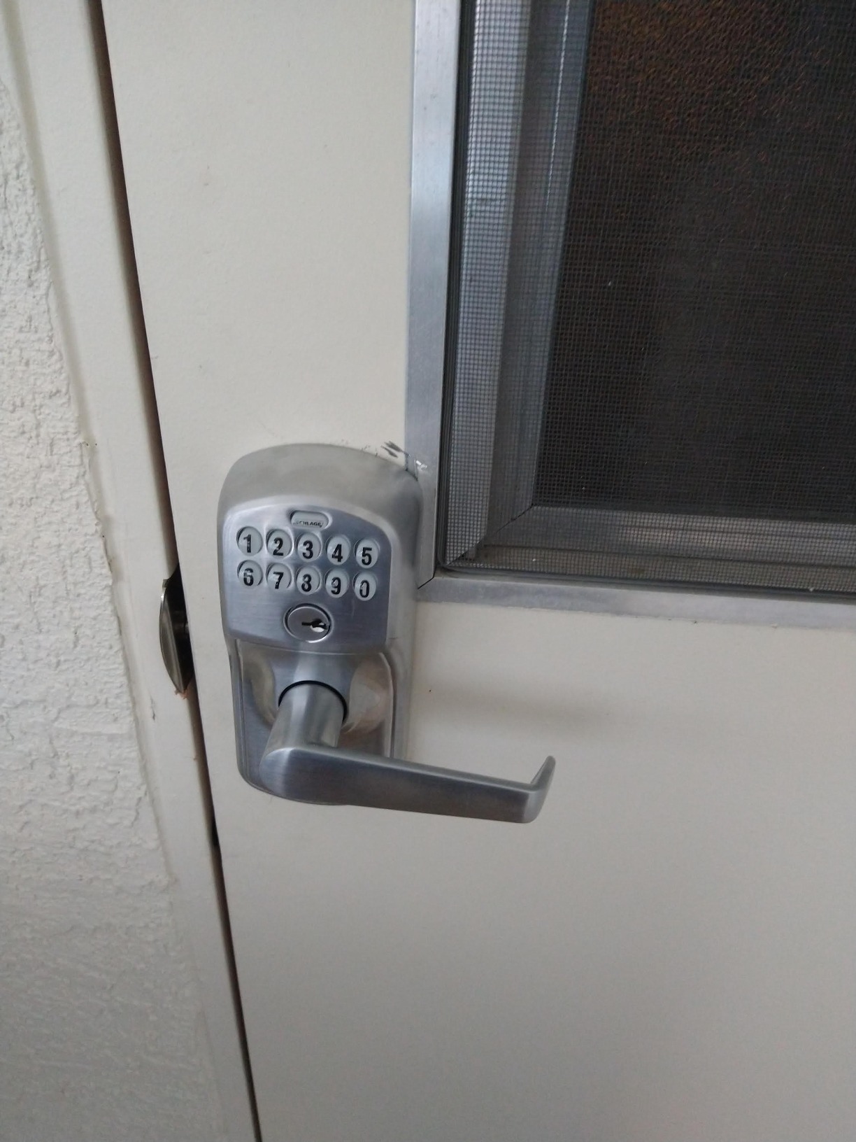 Schlage Electronic Keypad Lock, Lever Handle, Plymouth Trim, Satin Chrome customer photo 1