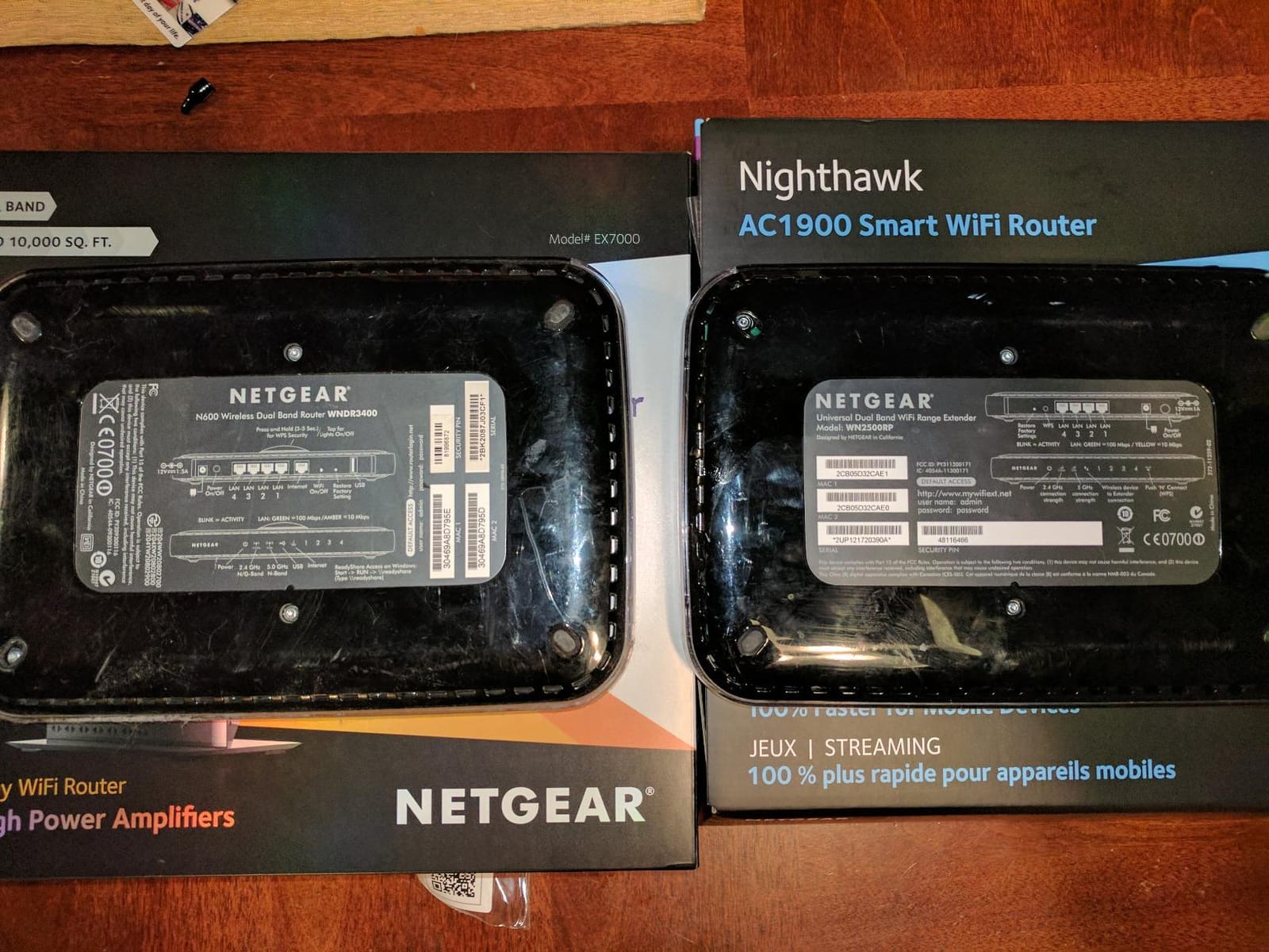 NETGEAR Nighthawk Smart Wi-Fi Router (R7000) - AC1900 Wireless Speed (Up to 1900 Mbps) | Up to 1800 Sq Ft Coverage & 30 Devices | 4 x 1G Ethernet and 2 USB Ports | Armor Security customer photo 1