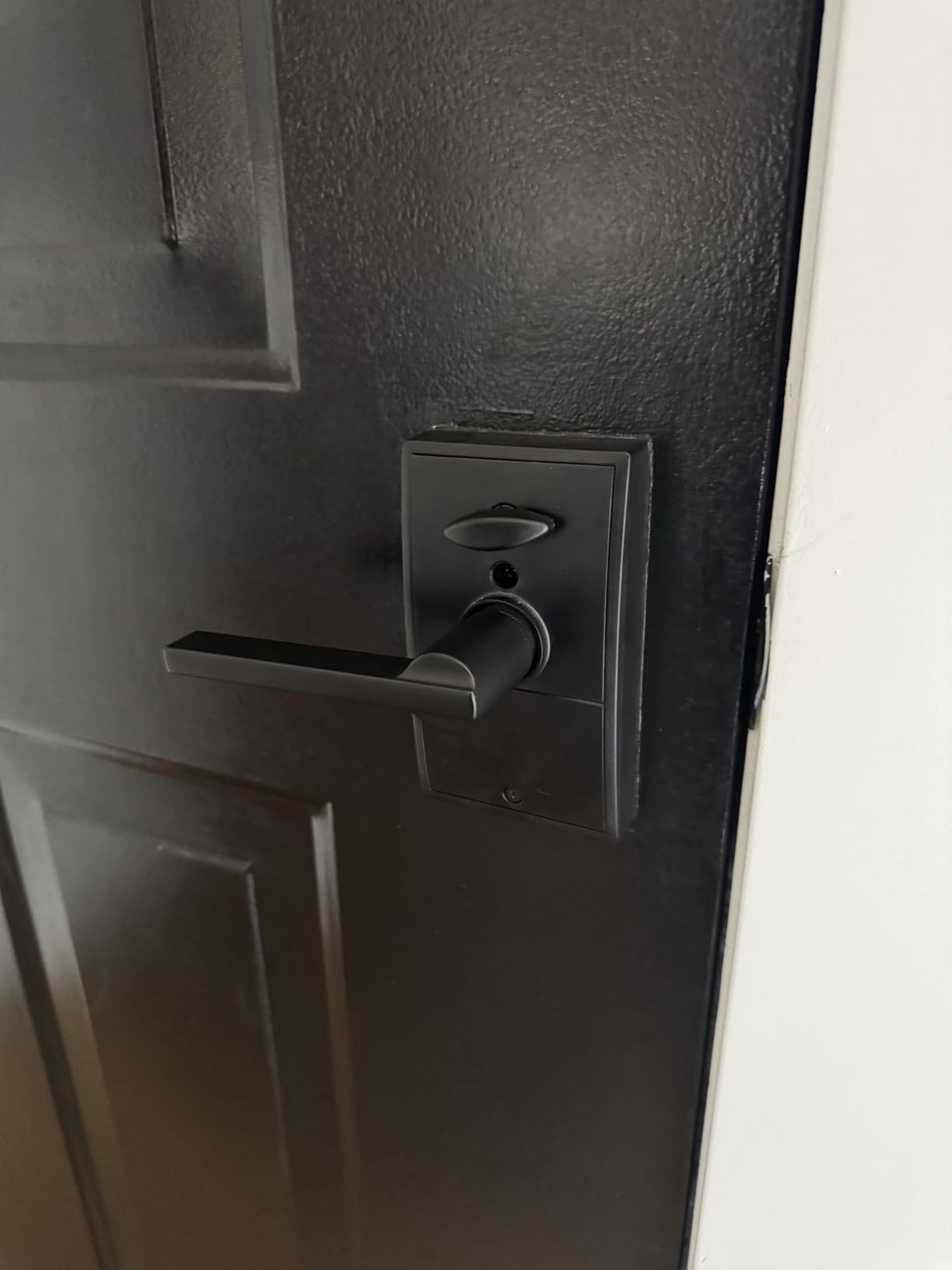 Schlage Touch Electronic Lock, Lever Handle, Century Trim, Matte Black customer photo 2