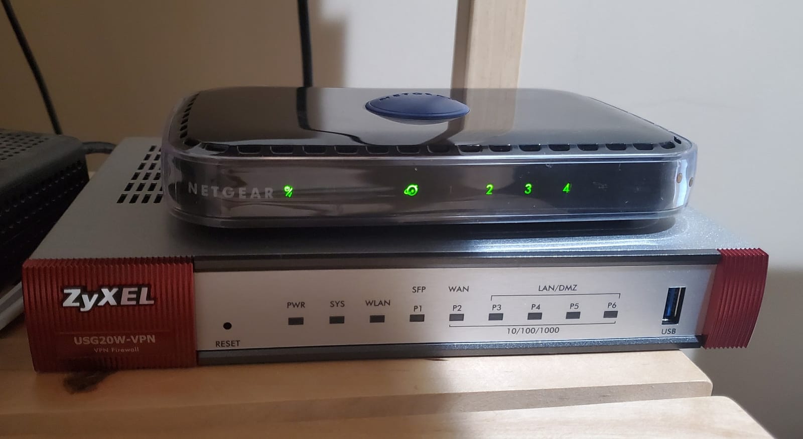 ZyXEL Next Generation VPN Firewall with 1 WAN, 1 SFP, 4 LAN/DMZ Gigabit Ports and 802.11ac/n WiFi [USG20W-VPN] customer photo 2