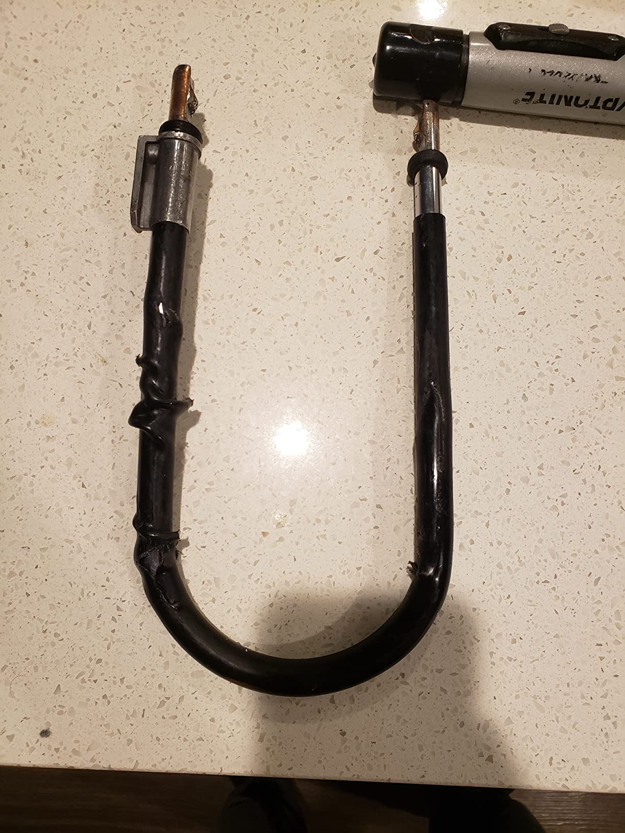Kryptonite Kryptolok Standard Bike U-Lock, 12.7mm Shackle, 4ft Cable customer photo 1
