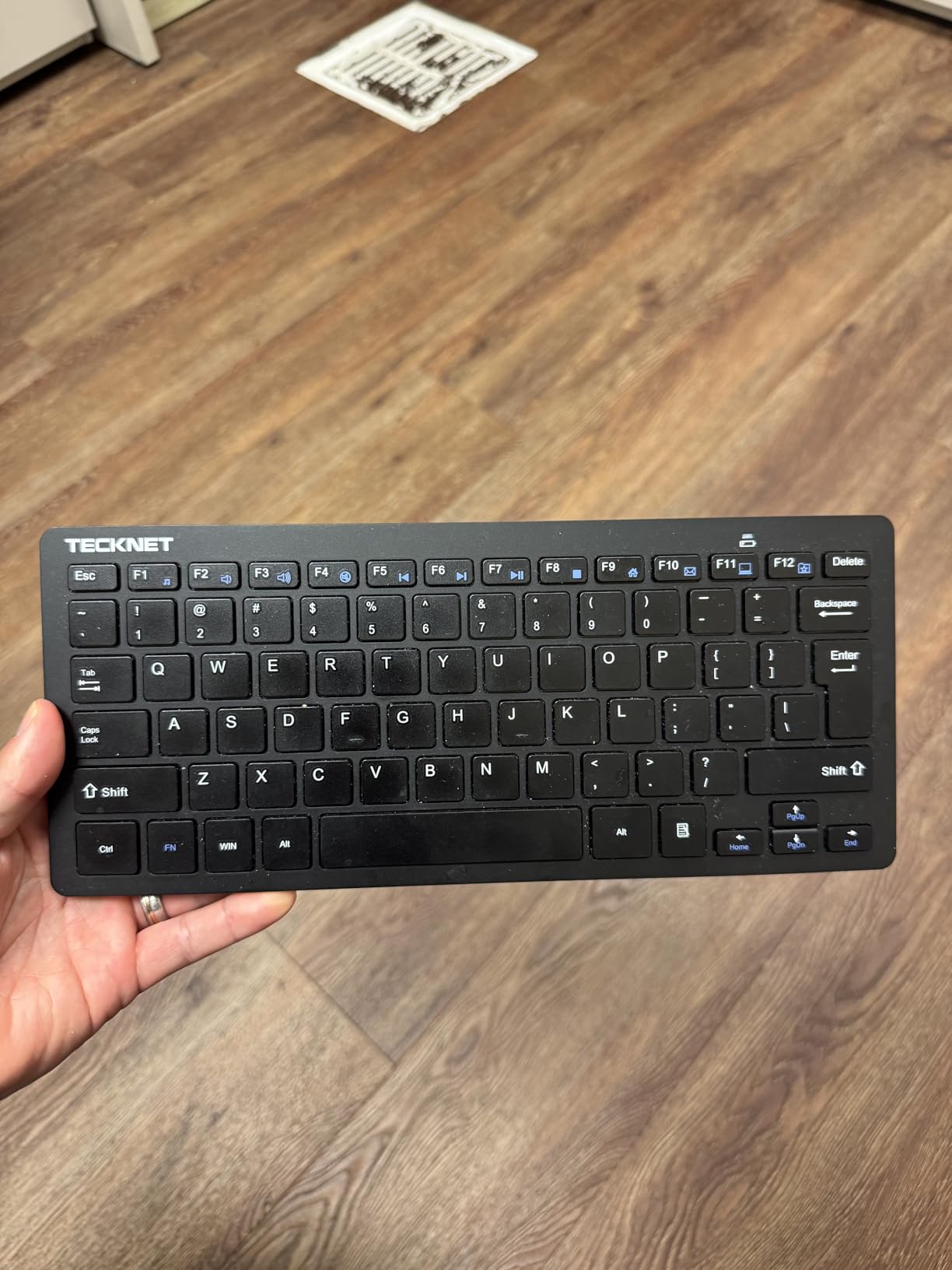 TECKNET 2.4G Wireless Keyboard - Mini Compact Keyboard with Media Hotkeys customer photo 2