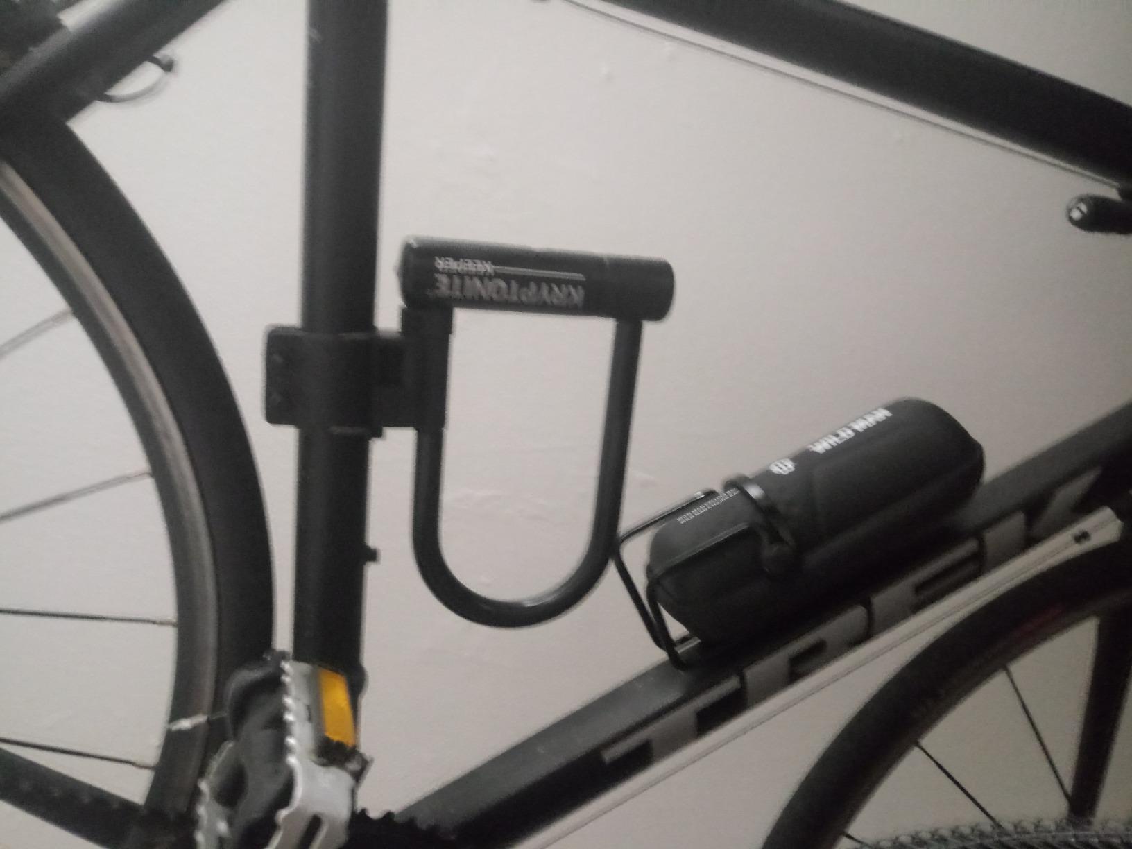 Kryptonite Keeper Mini-Bike Lock, Heavy Duty Anti-Theft U Lock with 12mm Harden Steel Shackle, Mounting Bracket and 2 Keys for Bike, Motorcycle, Scooter, Door, Gate, Fence customer photo 1
