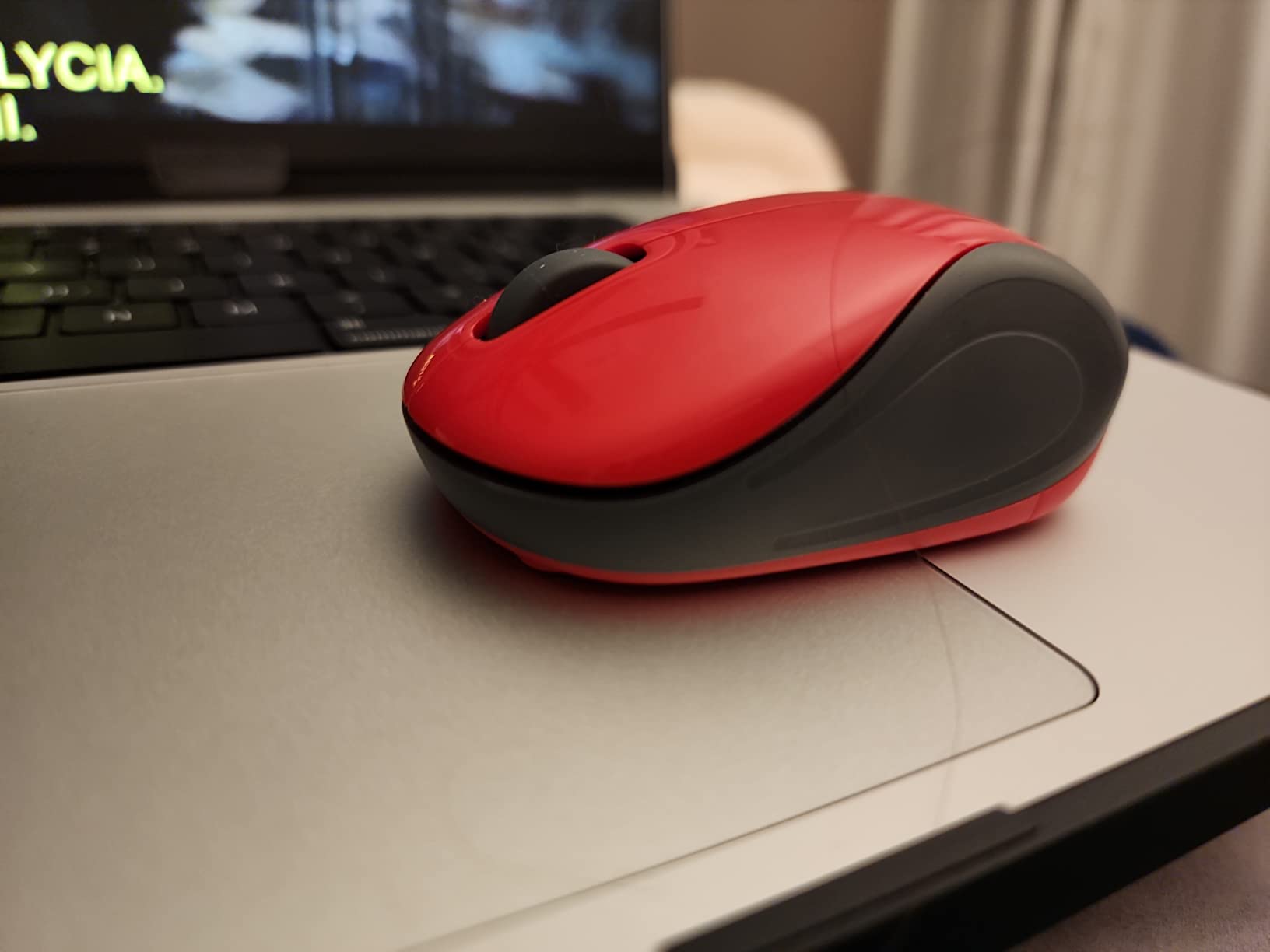 Logitech Wireless Mini Mouse M187 Ultra Portable,1000 DPI Optical Tracking, 3-Buttons, PC/Mac/Laptop - Palace Blue customer photo 2