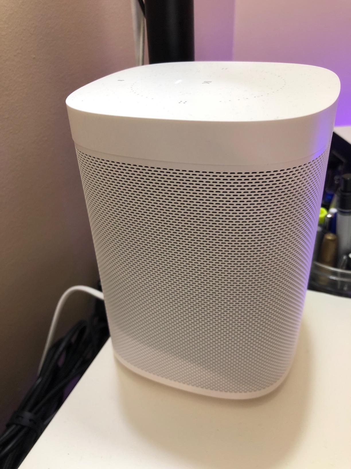 Sonos One (2019) - Black customer photo 1