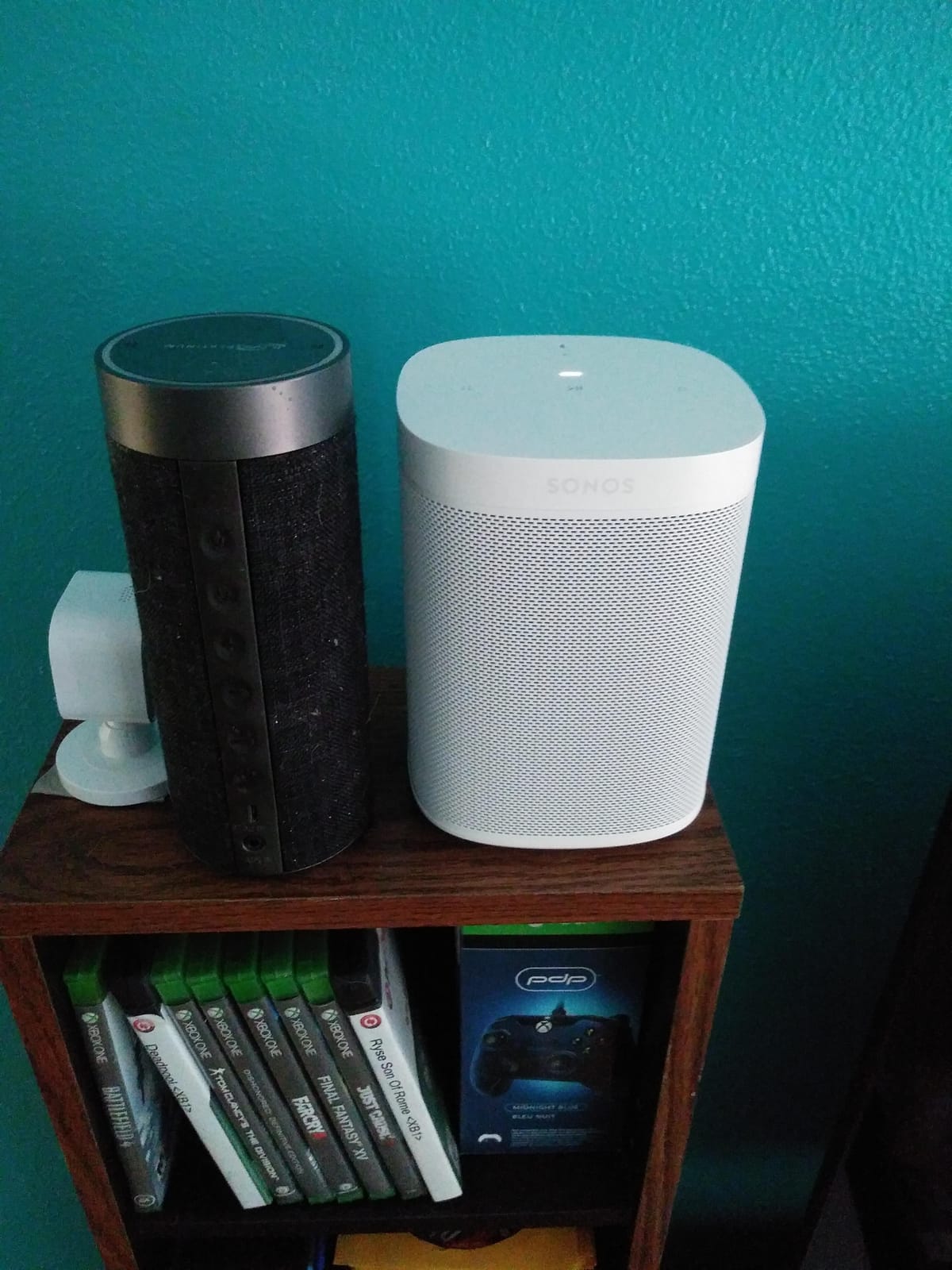 Sonos One (2019) - White - Voice Controlled Smart Speaker with Amazon Alexa Built-in customer photo 2