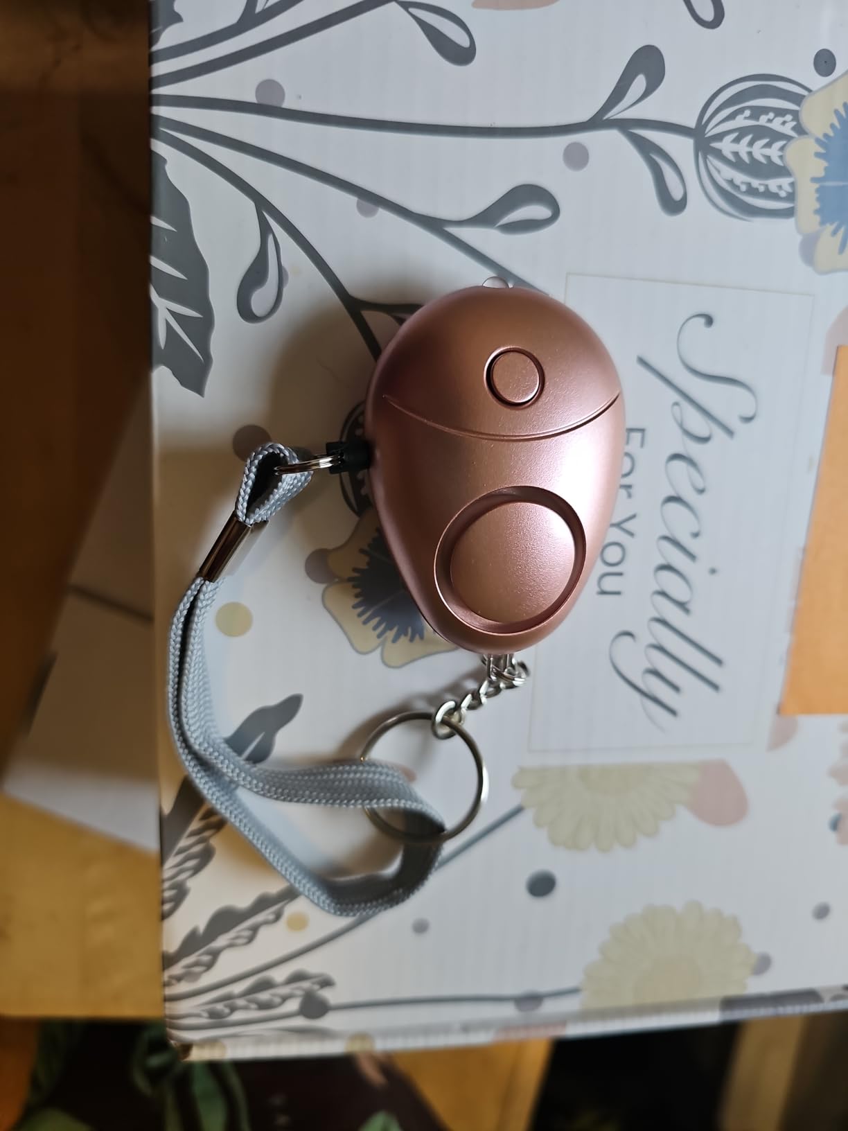 KOSIN Personal Safety Alarm, 6 Pack 140DB Personal Security Alarm Keychain customer photo 2