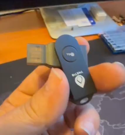 FIDO2 Security Key [Folding Design] Thetis Universal Two Factor Authentication USB (Type A) for Multi-Layered Protection customer photo 1