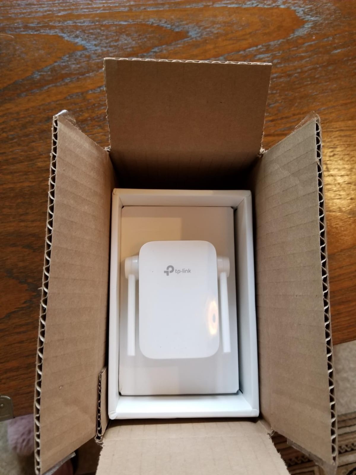TP-Link AC750 Wi-Fi Range Extender with Two External Antennas (RE205) (Renewed) customer photo 1