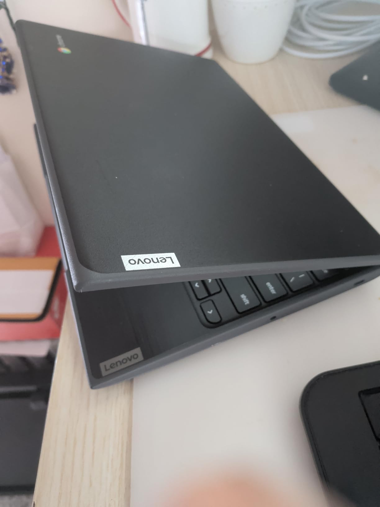Lenovo 100E Chromebook 2ND Gen 81QB000AUS Laptop Computer, 11.6