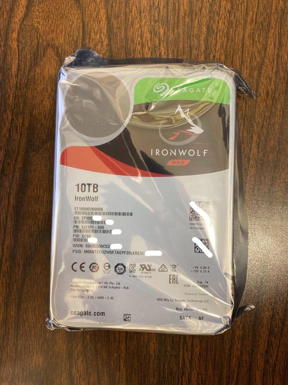 Seagate IronWolf 10TB NAS Internal Hard Drive HDD - CMR 3.5 Inch SATA 6Gb/s 7200 RPM 256MB Cache for RAID Network Attached Storage, with Rescue Service (ST10000VN0008) customer photo 2