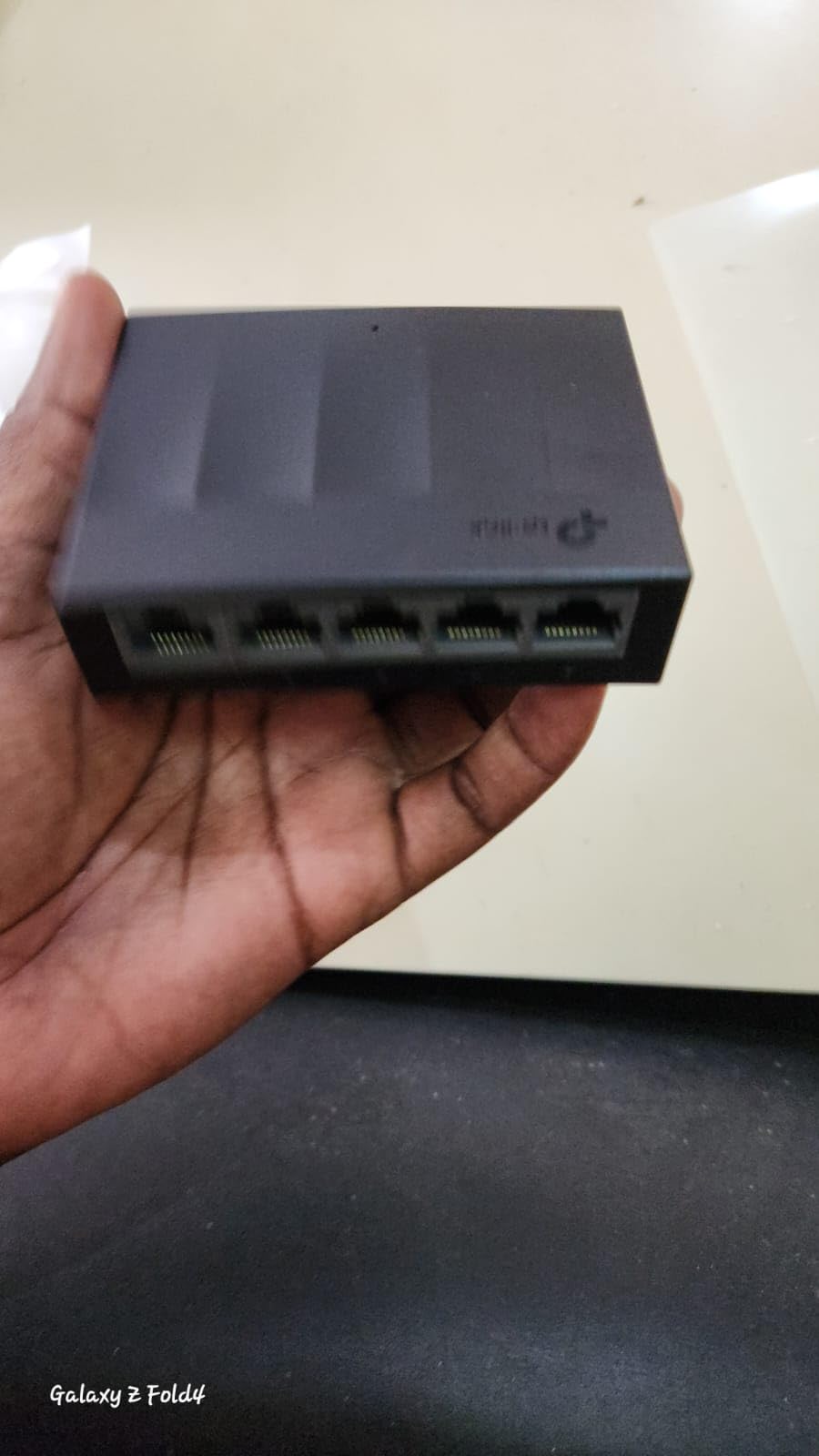 TP-Link LS1005G, Litewave 5 Port Gigabit Ethernet Unmanaged Switch | Desktop Ethernet Splitter, Unshielded Network Switch, Plug & Play, Fanless Quiet customer photo 1