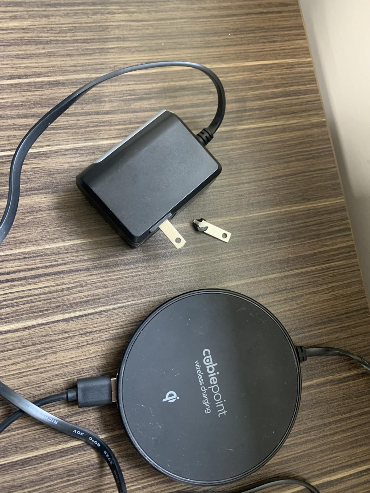 CubiePoint - Tabletop Qi Wireless Charging Station with Outlets and USB Ports customer photo 1