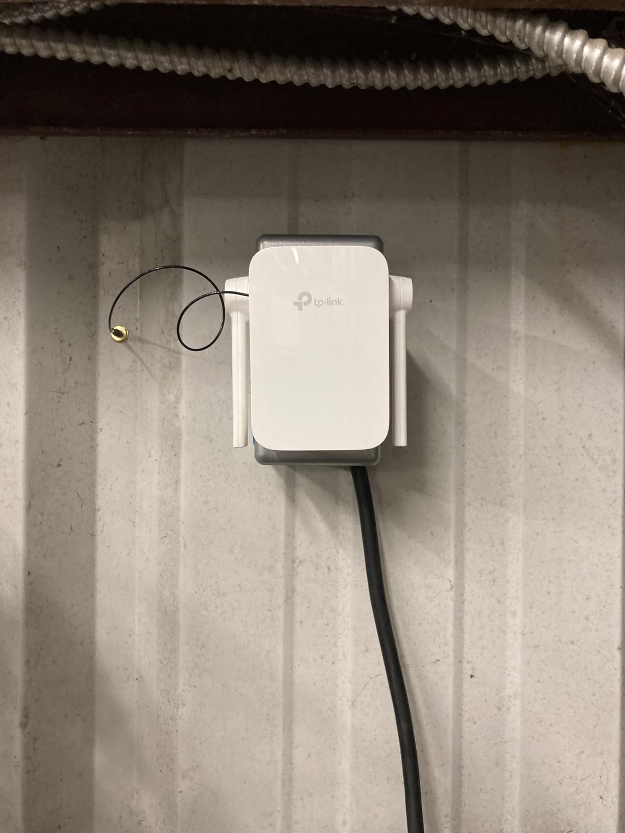 TP-Link N300 WiFi Extender(RE105), WiFi Extenders Signal Booster for Home, Single Band WiFi Range Extender, Internet Booster, Supports Access Point, Wall Plug Design, 2.4Ghz only customer photo 1