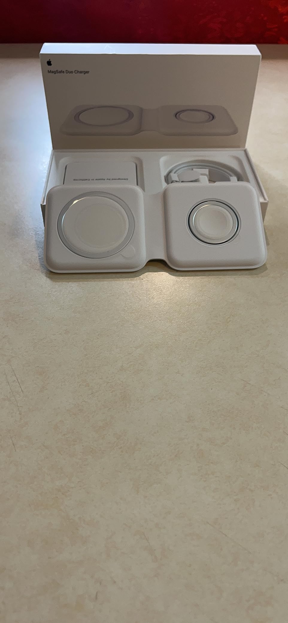 Apple MagSafe Duo - Wireless Charger with Fast Charging Capability, Type C Wall Charger, Compatible with iPhone, AirPods and Watch customer photo 1