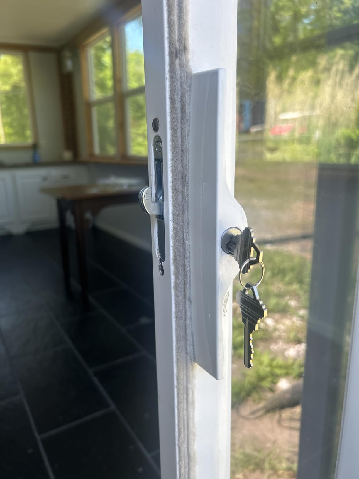 Sliding Patio Door Handle Set with Key Cylinder and Mortise Lock, Full Replacement Handle Lock Set Fits Door Thickness from 1-1/2
