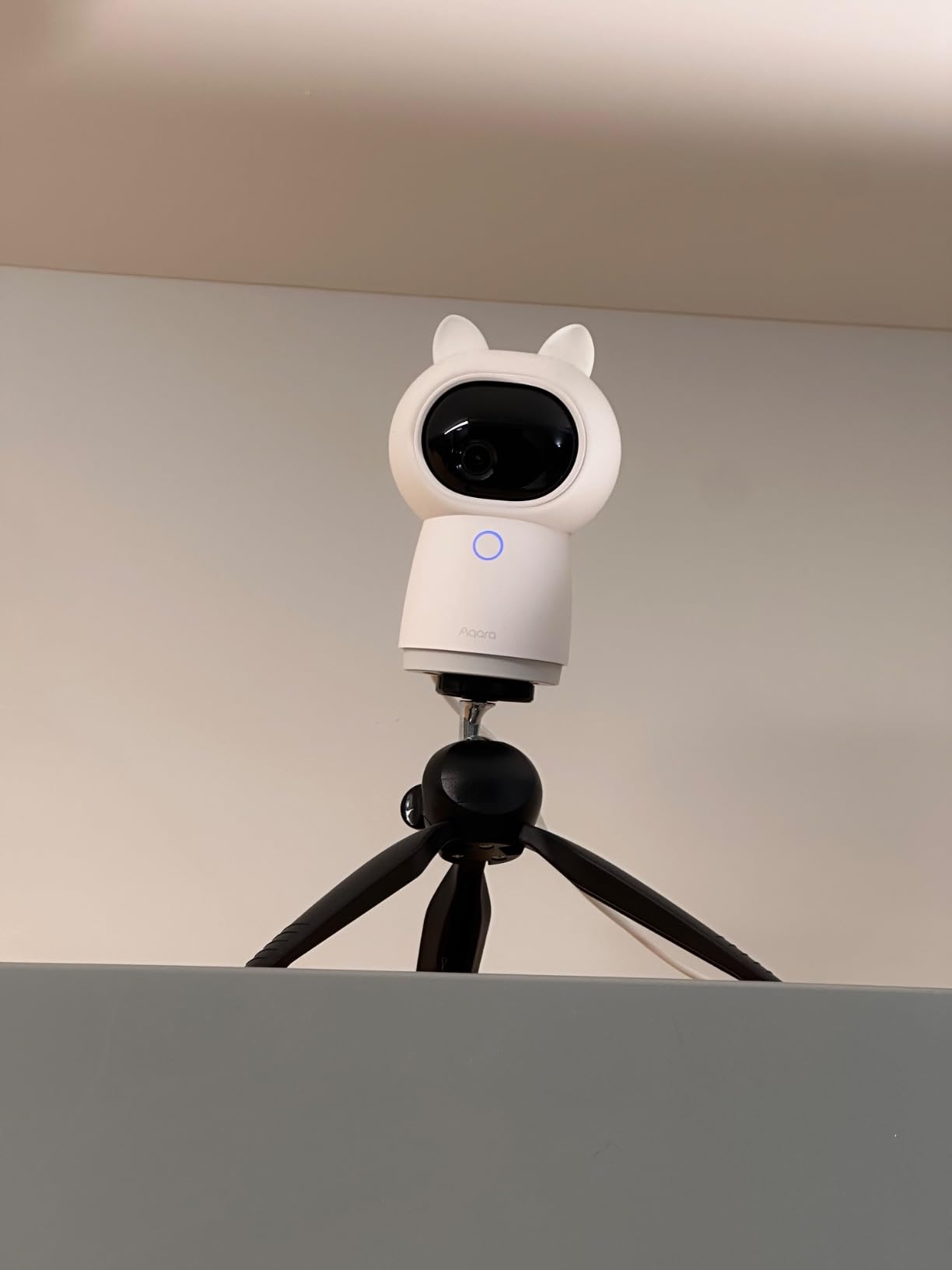 Aqara 2K Indoor Security Camera Hub G3, 360° Pan & Tilt Smart Cam | WiFi Security Camera for Baby & Pet, AI Facial & Gesture Recognition, Infrared Remote, Compatible with HomeKit Alexa IFTTT customer photo 2