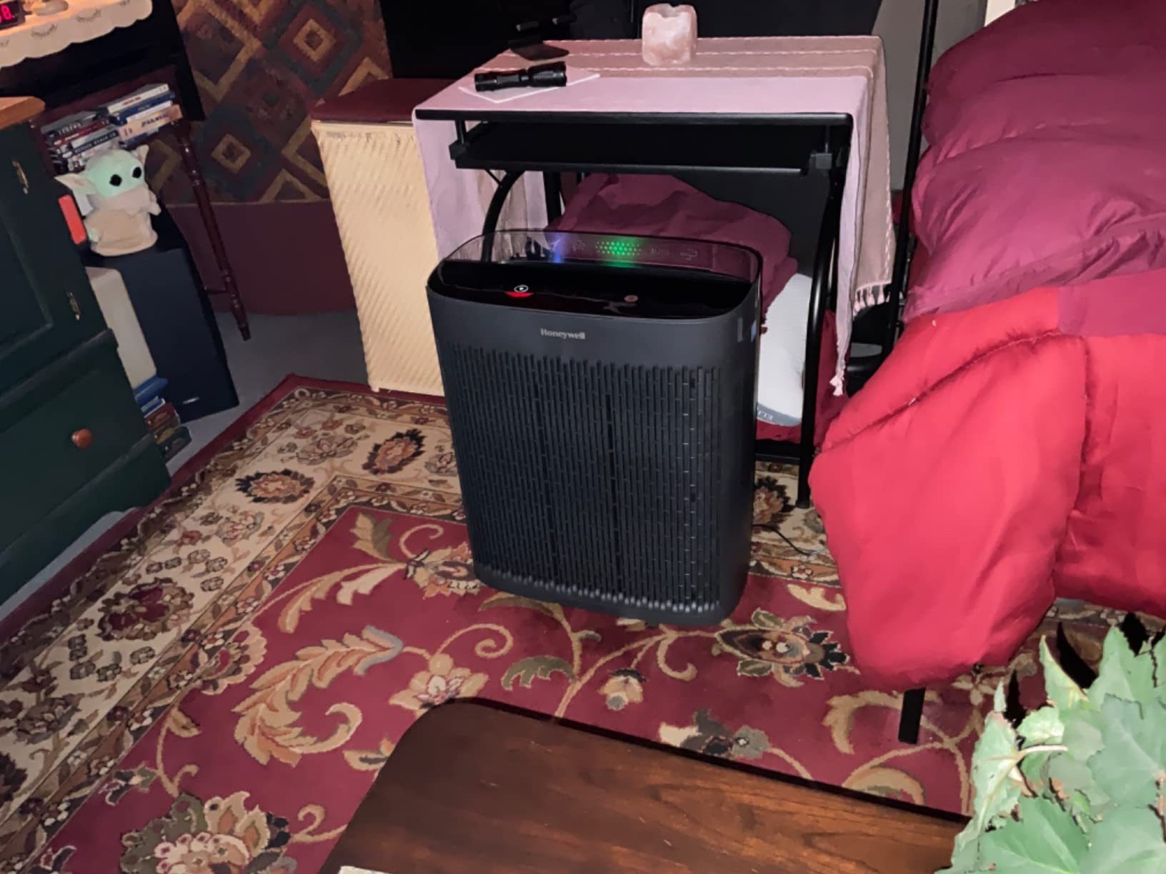 Honeywell HEPA Air Purifier for Home and Large 1700 ft² Rooms, Black customer photo 1
