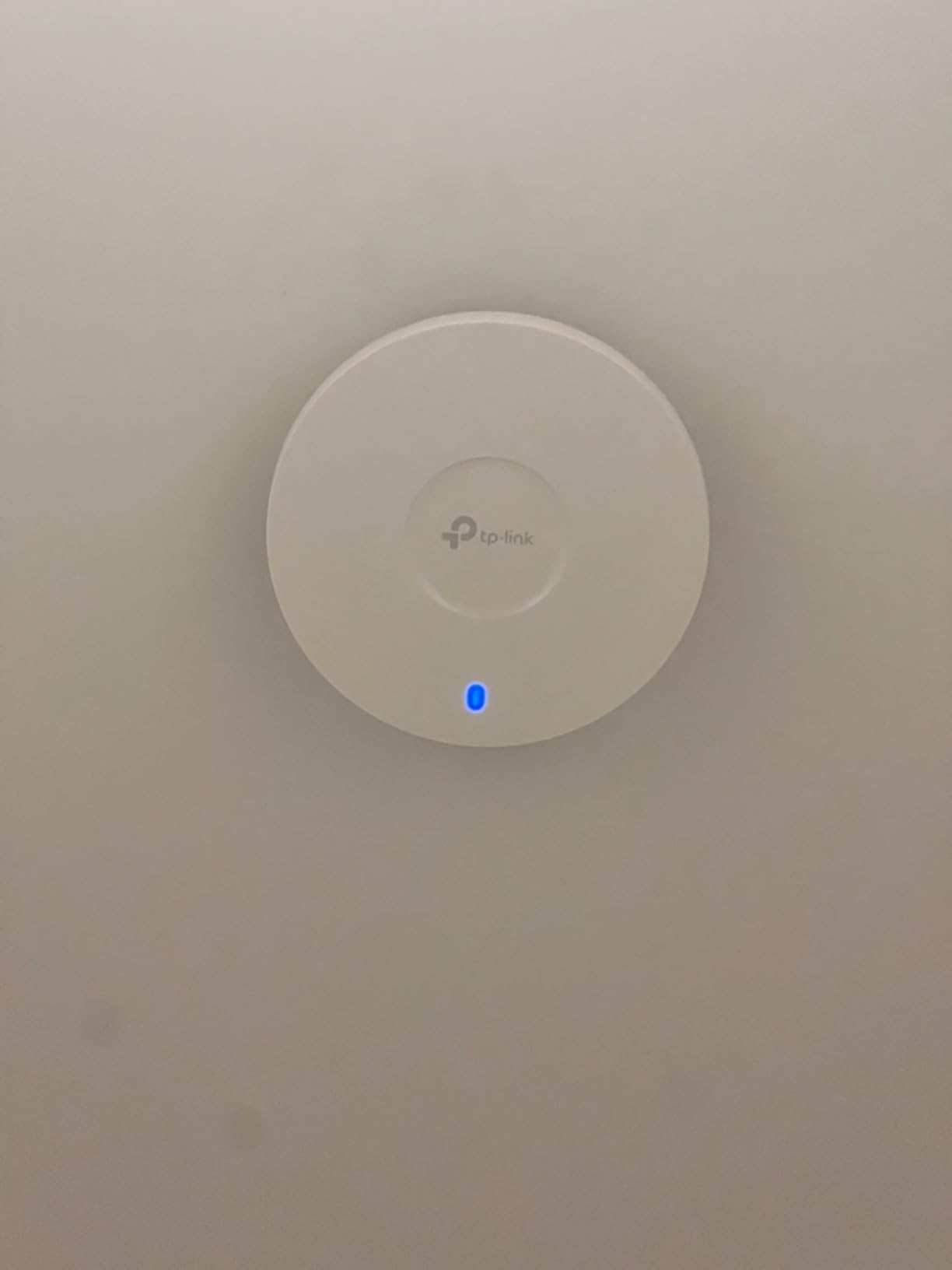Omada EAP650 Business WiFi 6 AX3000 Dual Band Wireless Gigabit Access Point customer photo 2