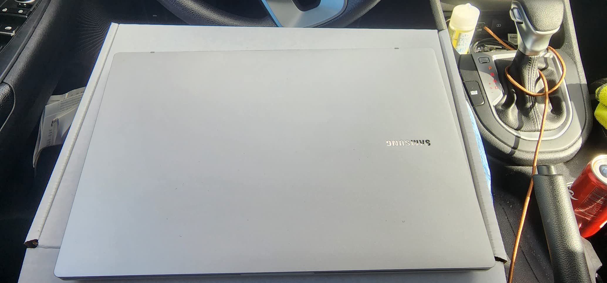 Samsung Galaxy Book Go 5G Laptop (256GB, 8GB RAM, Wi-Fi + 5G / 4G LTE) 14.0